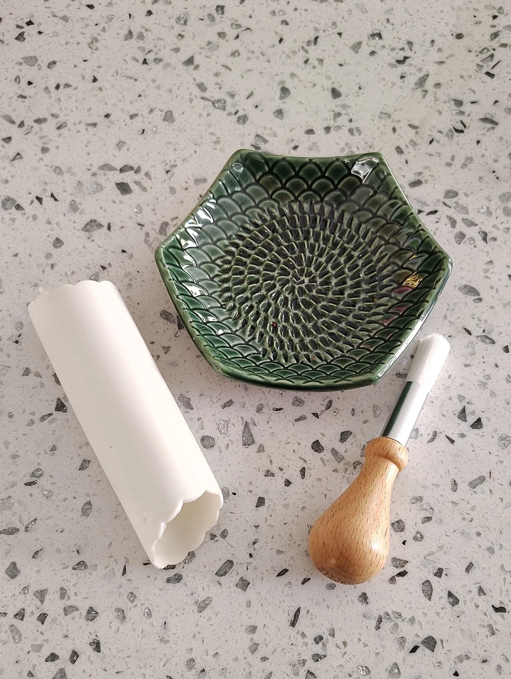 The Grate Plate Set Green stonewa Garlic And Ginger Grater 4.5